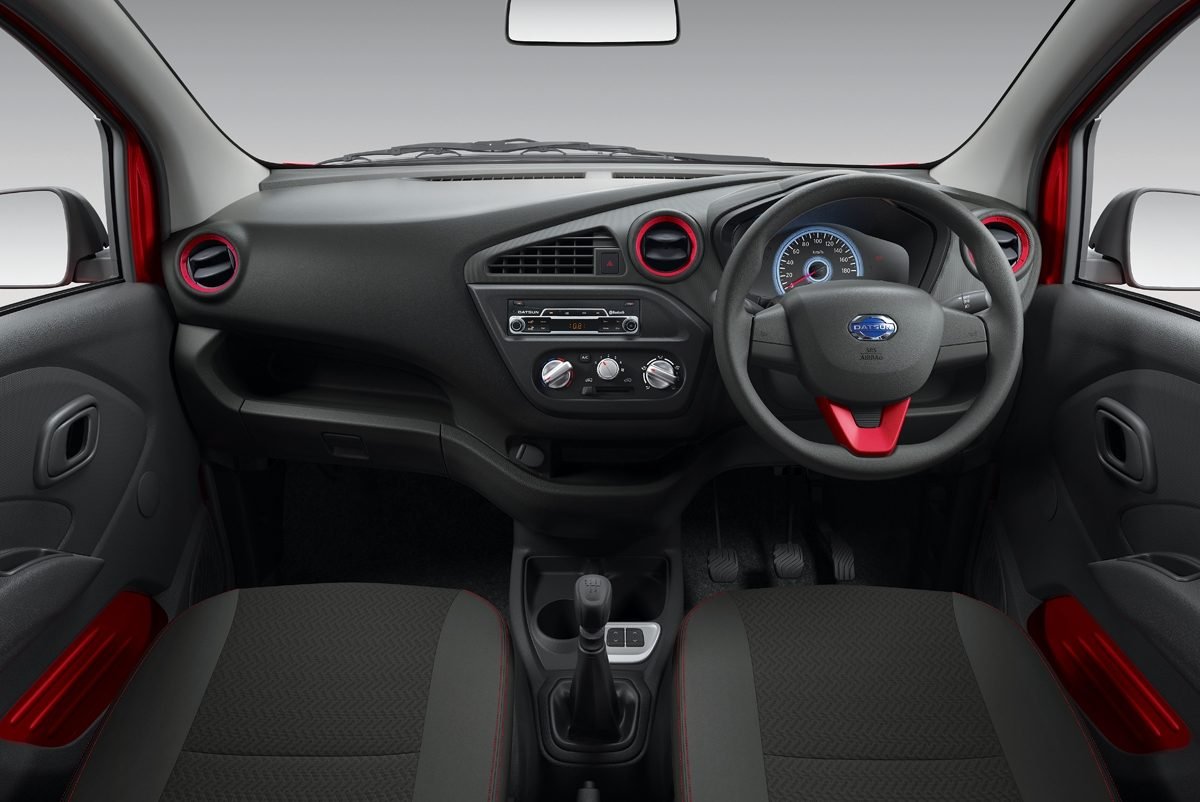 Datsun redigo interior