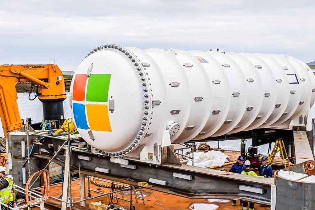 Microsoft Underwater Data Center