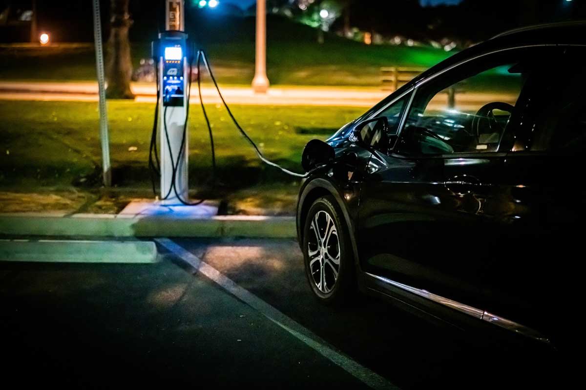 why people do not buy electric vehicles