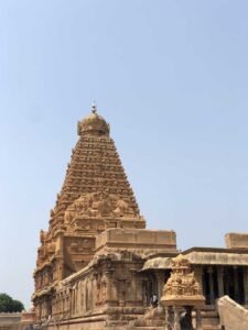 Brihadeeswara-temple,-Thanjavur