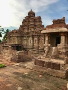 Virupaksha-Temple,-Pattadakal