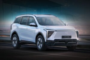 Mahindra XEV 9S Pros and Cons